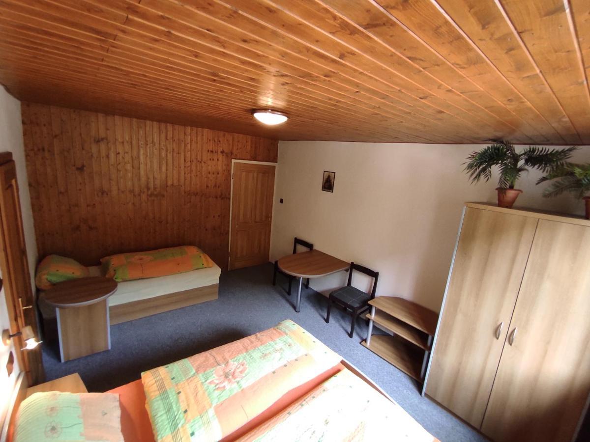 Vranov Apartment *